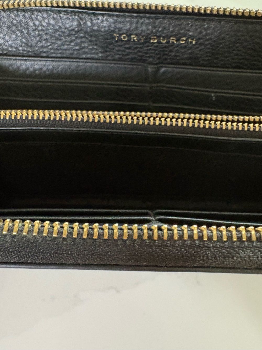 TORY BURCH Peppled Leather Wallet, Black - Picture 6 of 9